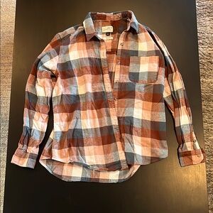 Universal Thread Brown and Blue Casual Button Down Shirt